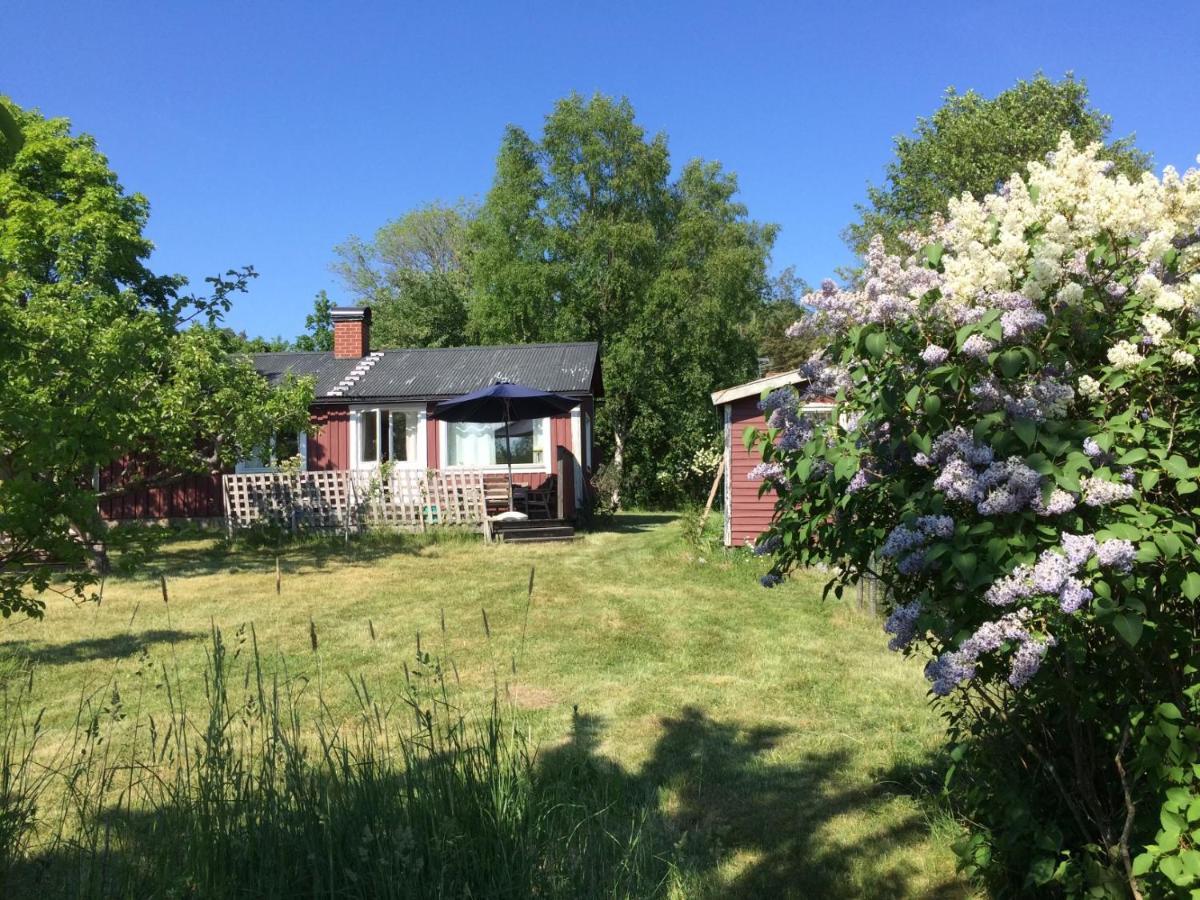 Semesterhus I Stockholms Skaergard, Runmaroe Vaermdoe Namdo Exterior foto